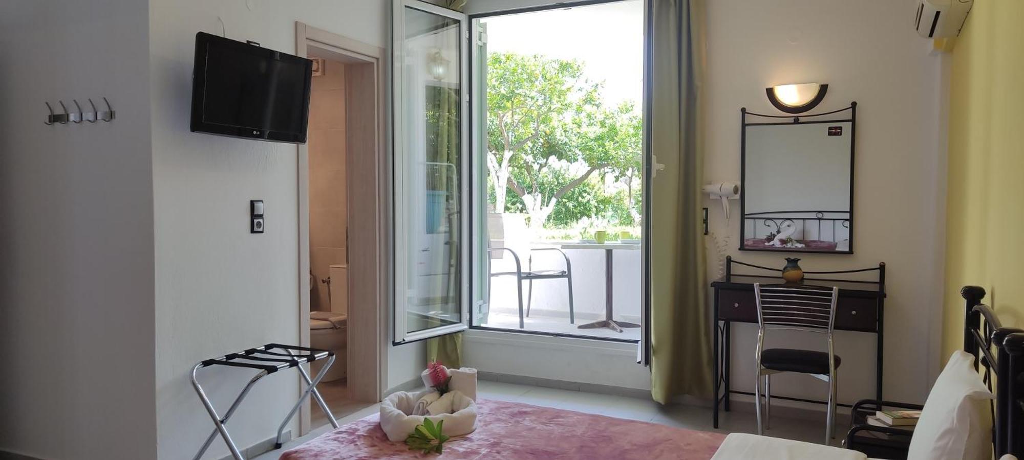 Apart Otel Evelin Pythagorion